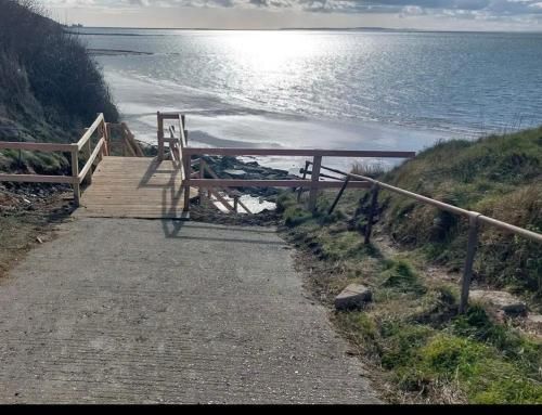 Bay - Brambles Chine, Colwell Bay - 5 star WiFi - Short walk to The Hut and beach - 1 night stays available