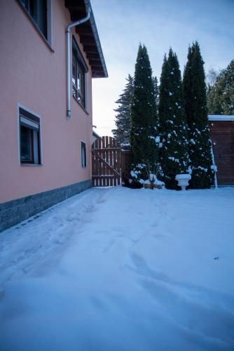 Outdoor Pictures 11