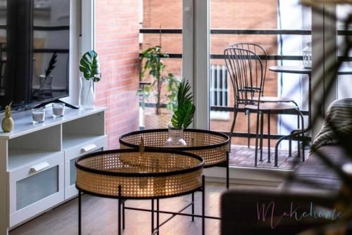 Apartamento 2 en Estadio Sevilla, 3 hab y terraza