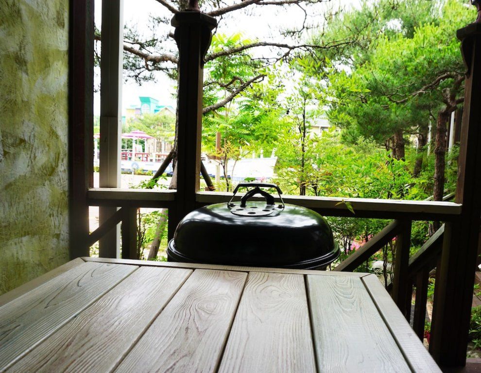 Outdoor Pictures 1