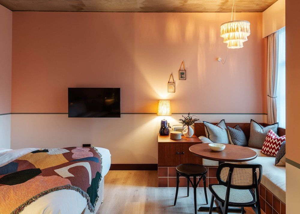 room2 Chiswick Hometel