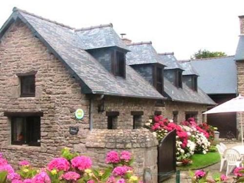 Maison de 2 chambres avec jardin clos et wifi a Plehedel a 5 km de la plage