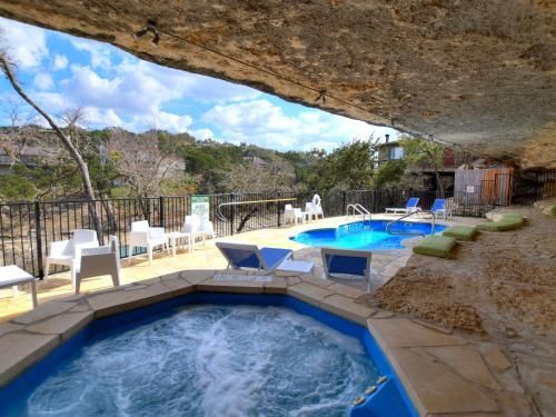 Relaxing Waterfront Bungalow on Lake Travis, pool & hot tub, next to marina (#1)