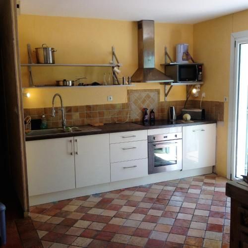 Villa de 3 chambres avec piscine privee jardin clos et wifi a Arpaillargues et Aureillac
