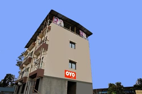 OYO 70016 Om Sai Ram Residency