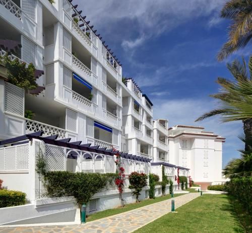 PUERTO BANUS MARBELLA PLAYAS DEL DUQUE