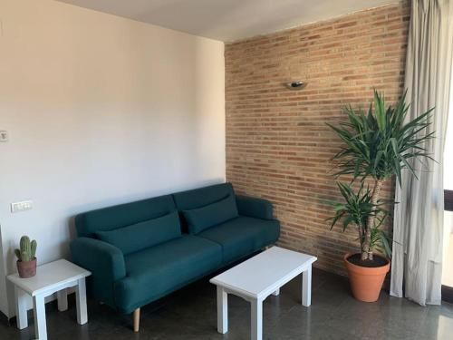 Cosy Flat/Nearly Touching Alhambra/Great Views
