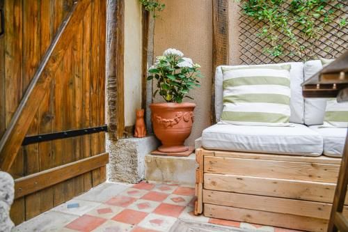 Outdoor Pictures 24