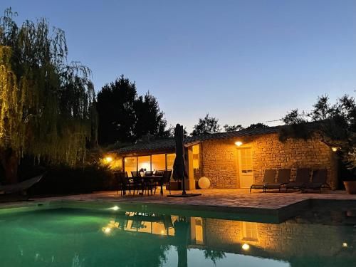Outdoor Pictures 24