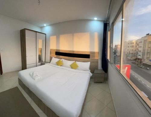 HOTEL NOON