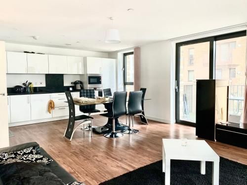 London Dockside Apartment