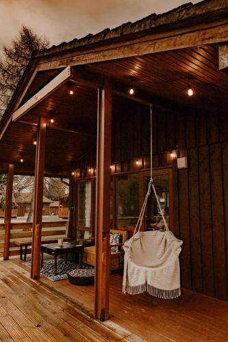 Luxurious Mountain Retreat Lodge on Hunters Quay