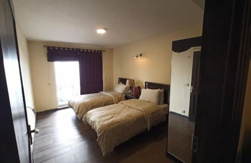Summit Hotel