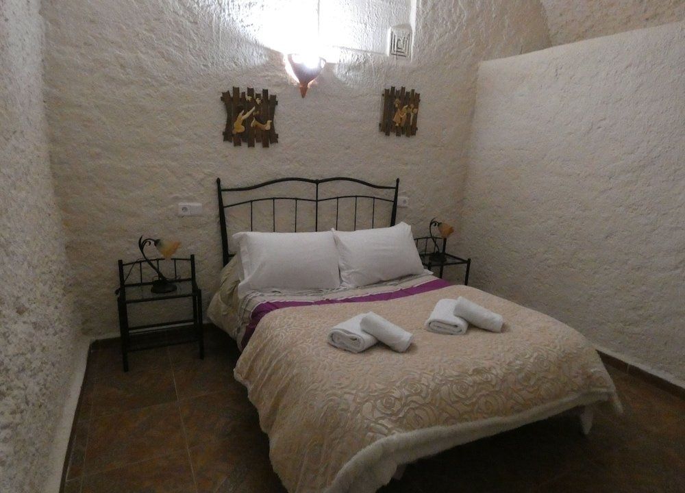 Cuevas La Solana