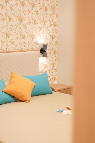 Don Francisco Room