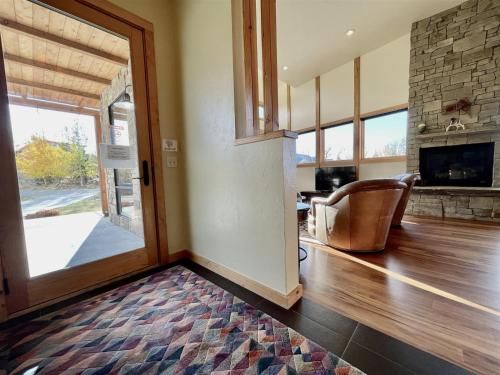 Lazy M Villa