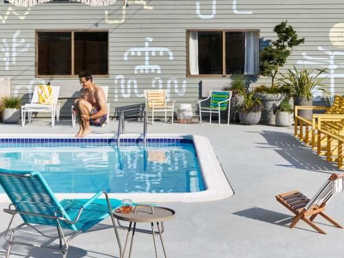 The Wayfinder Hotel