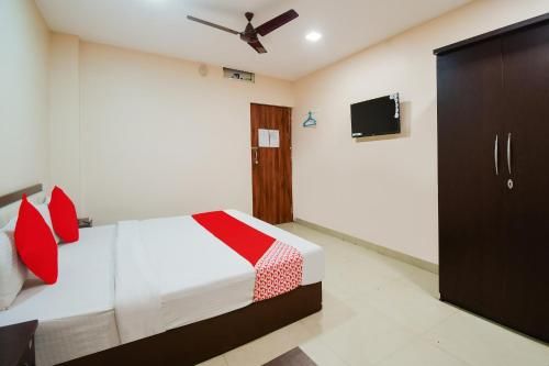 OYO 85554 Hotel Harihar Premium