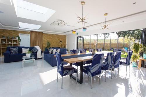 Heathrow Windsor Studios and rooms with free Wifi and Parking