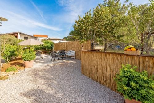Outdoor Pictures 24