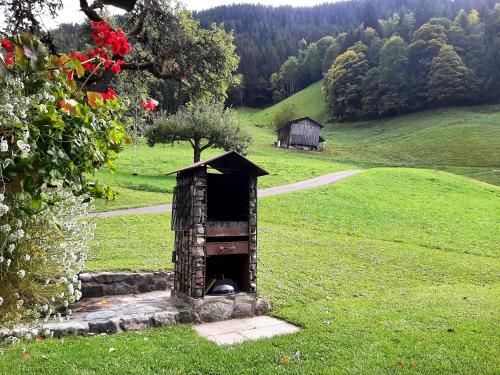 Outdoor Pictures 24