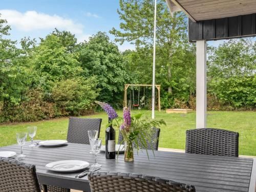 Outdoor Pictures 24