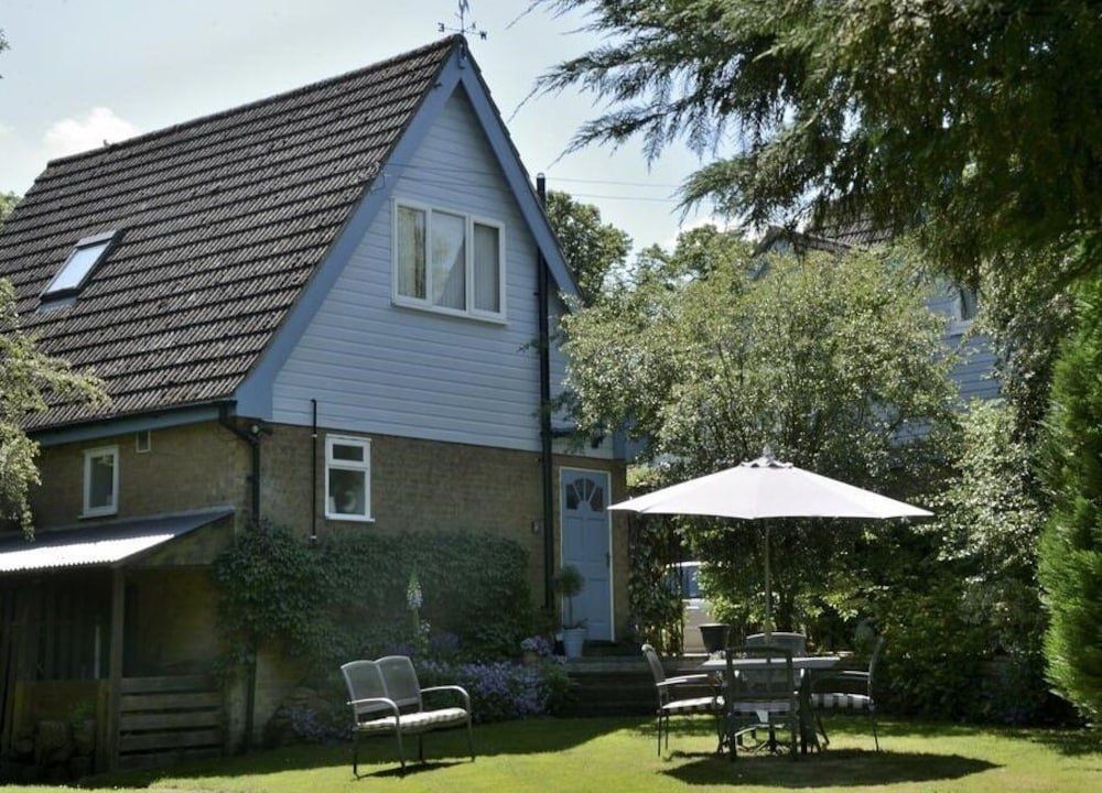 Cam Cottage
