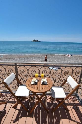 Guesthouse Beach House