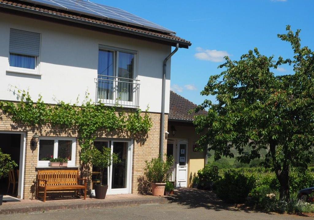 Weingut & Gastehaus Andreas Erz