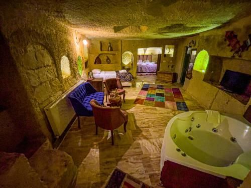 Heritage Cave Suites