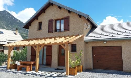 Le Pré Fleuri Nouveau sur Guillestre Appartements neufs Meublé de tourisme classé 3 étoiles