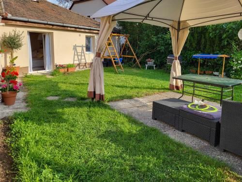 Outdoor Pictures 24