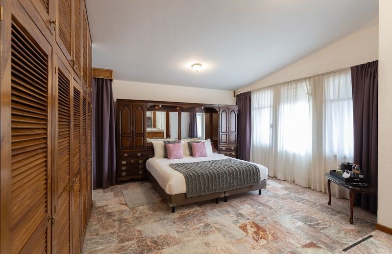 Santo Refugio Heritage Hotel