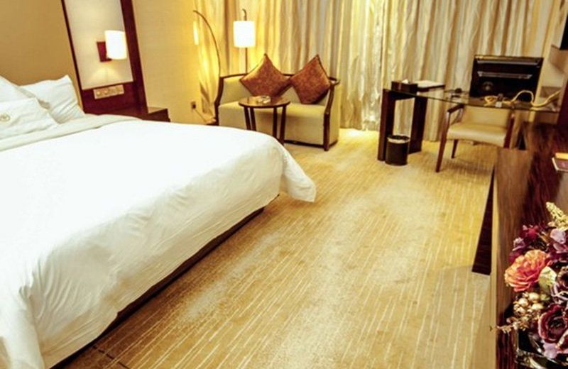 King Royal Hotel Yunfu