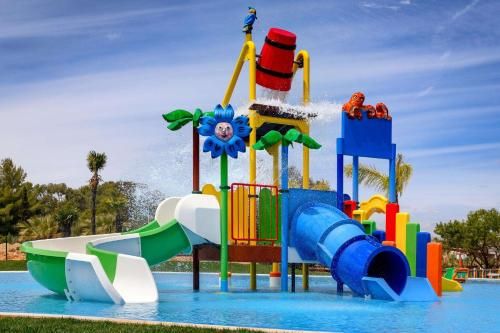 Outdoor Pictures 24