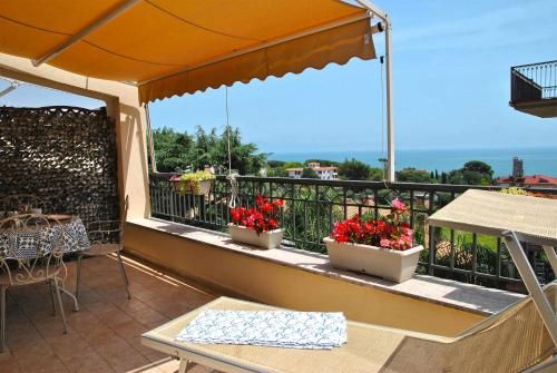 CASA DINKY Attico climatizzato con terrazza vista mare