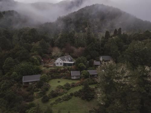 Maruia River Retreat