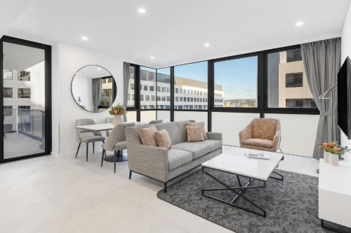 Meriton Suites Canberra
