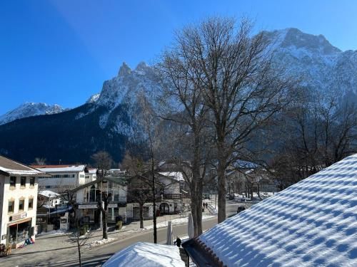 Outdoor Pictures 1