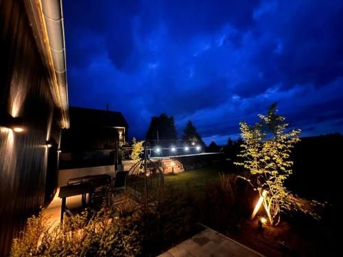 Outdoor Pictures 24