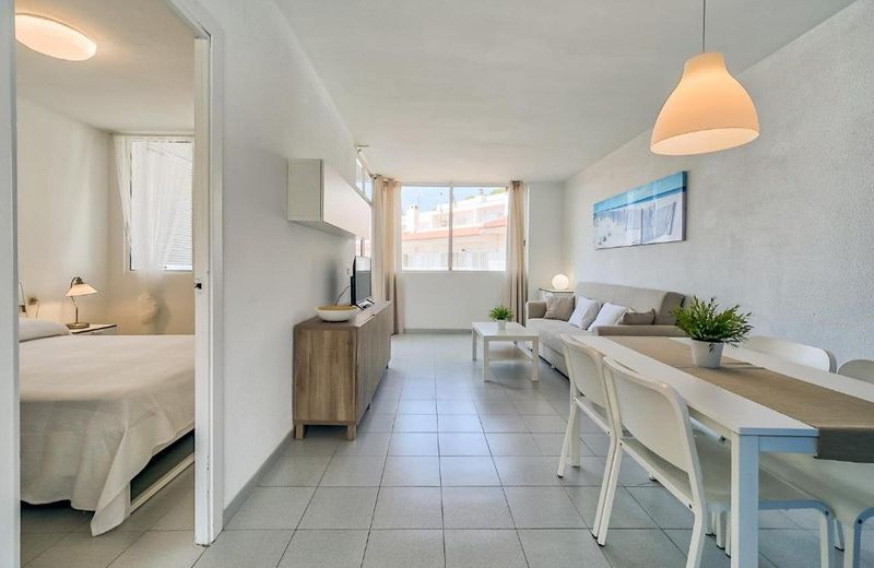 Hauzify I Apartaments Sot del Morer