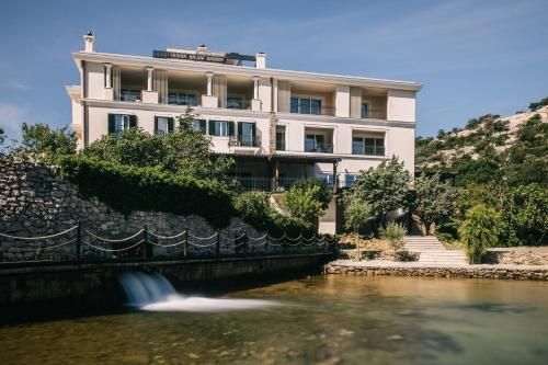 Veladrion Resort