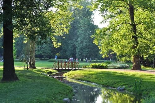 Outdoor Pictures 22