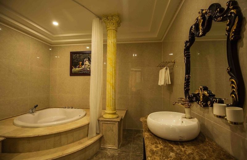 Sepia Hotel DaLat