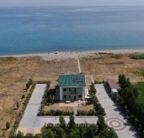 Green House Beach