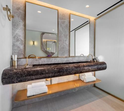 Isla Brown Corinthia Resort & Spa, a member of Brown Hotels