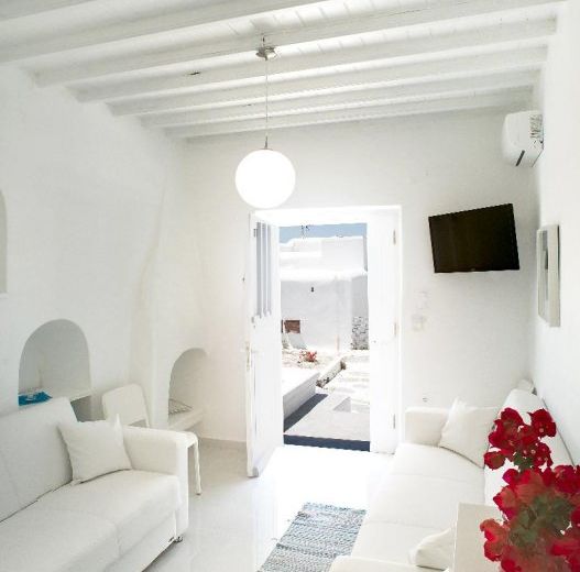 Chora House