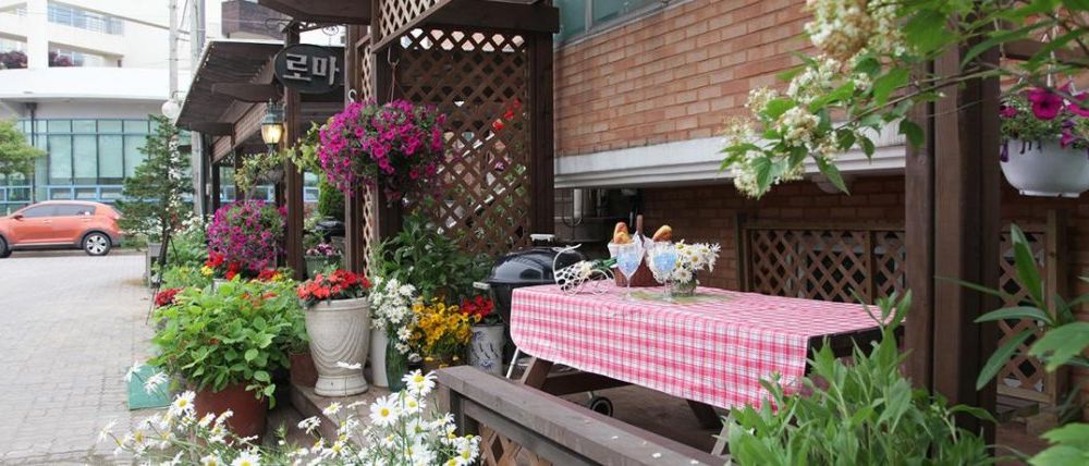 Outdoor Pictures 5