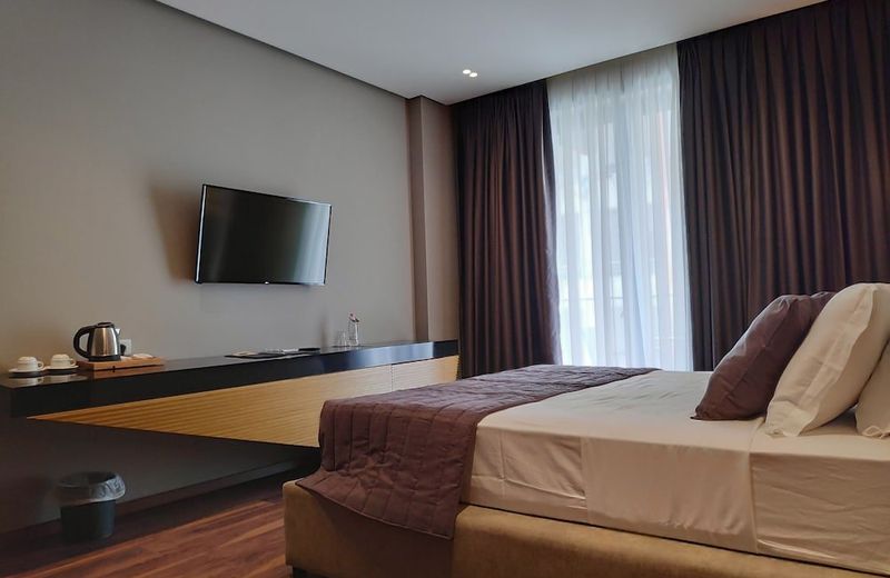 Supreme Hotel