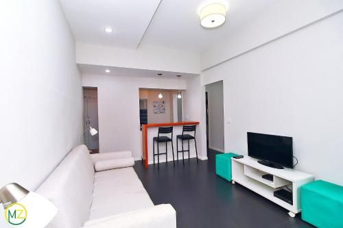 Moderno 2 quartos p/ 6 pessoas a 50m da praia